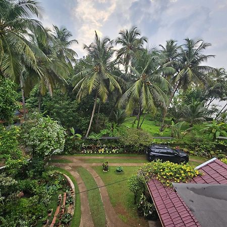 Maleyam Homestay Riverside Kozhikode Exteriör bild