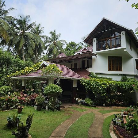 Maleyam Homestay Riverside Kozhikode Exteriör bild