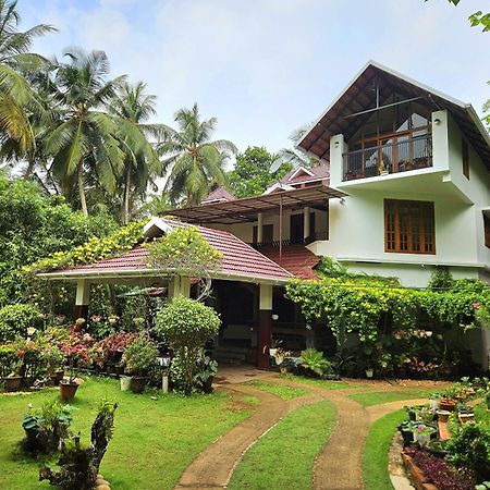 Maleyam Homestay Riverside Kozhikode Exteriör bild
